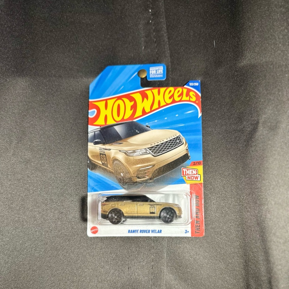 Hot Wheels Range Rover Velar Die-Cast Car